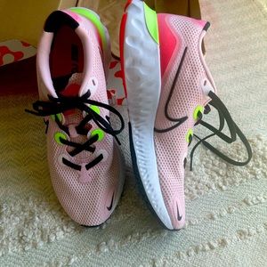 Nike Women’s Renew Runners